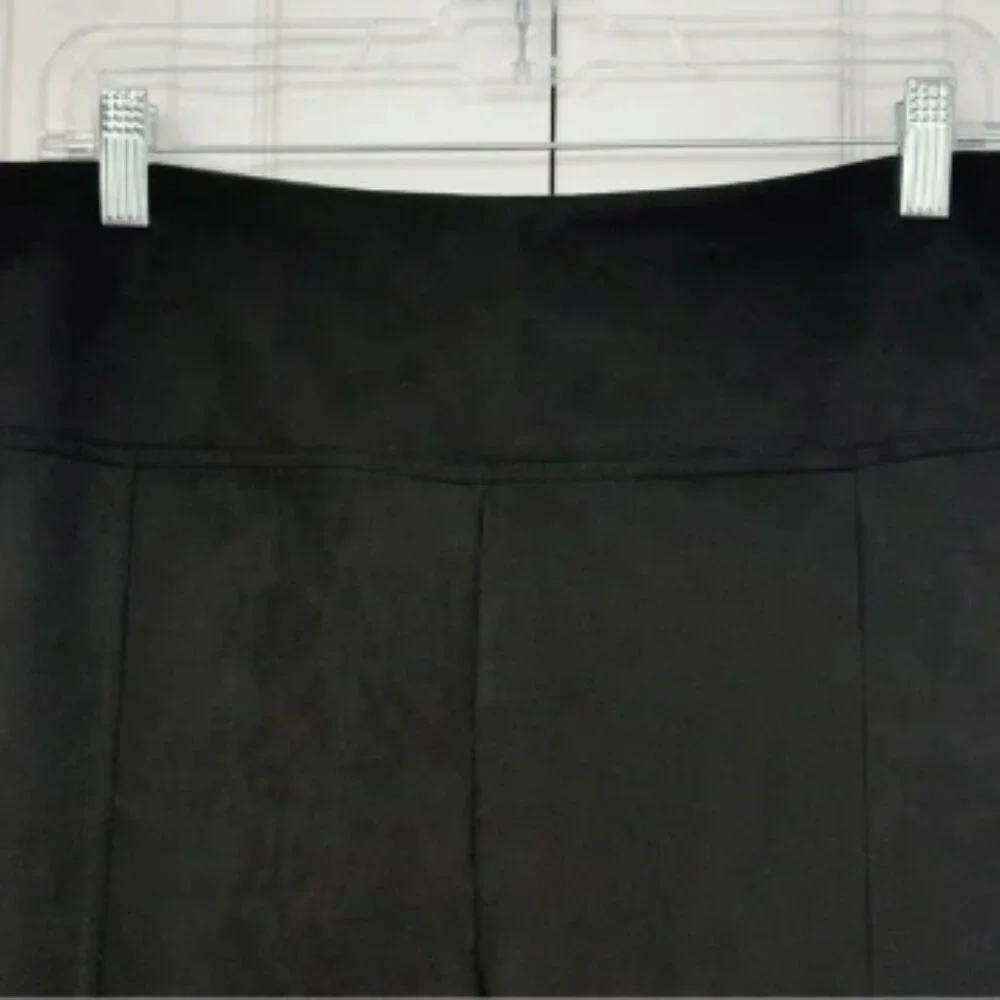 NWT Andrew Marc Soft Black Faux Suede Stretch Pull-On Legging Pants XXL - Picture 3 of 12